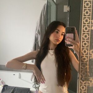 Meet your Posher, Sofia